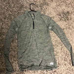 zip up pullover